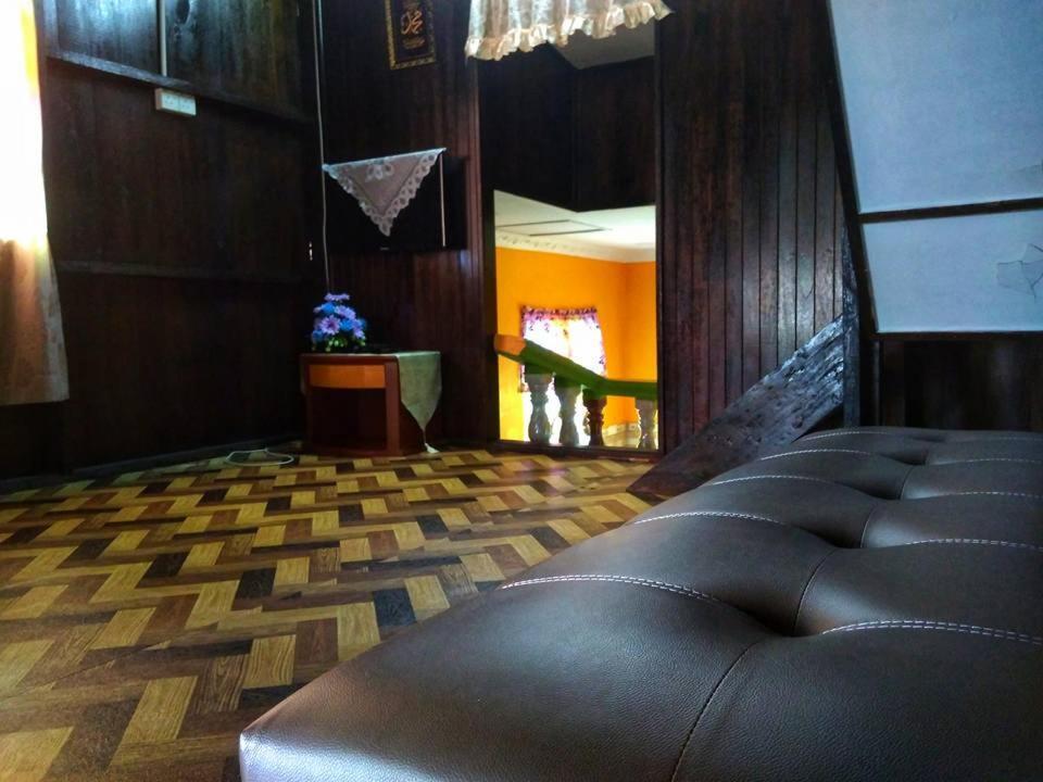 Homestay Warisan Bonda Masjid Tanah/Melaka エクステリア 写真